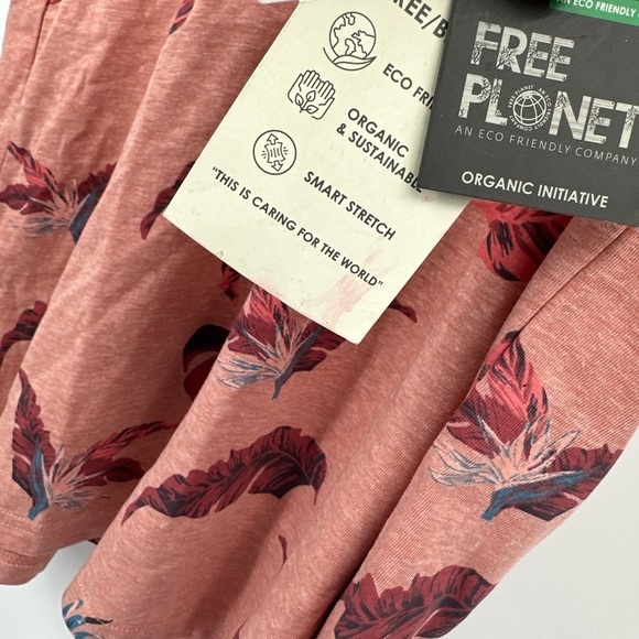 NWT Free Planet Hawaiian T Shirt L Tropical Print Organic Initiative - Picture 2 of 4